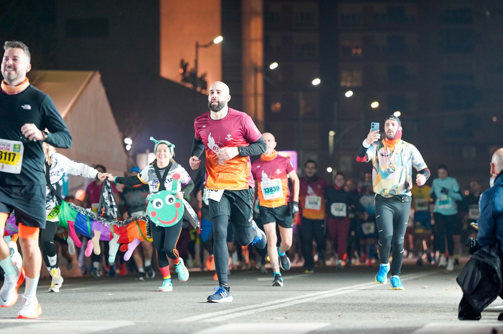 En imágenes: búscate en tu llegada a meta de la Carrera de San Antón 2026 (15)