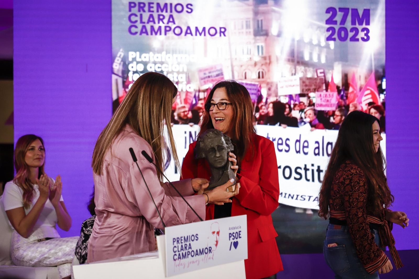 El PSOE Andalucía entrega los Premios Clara Campoamor en Granada