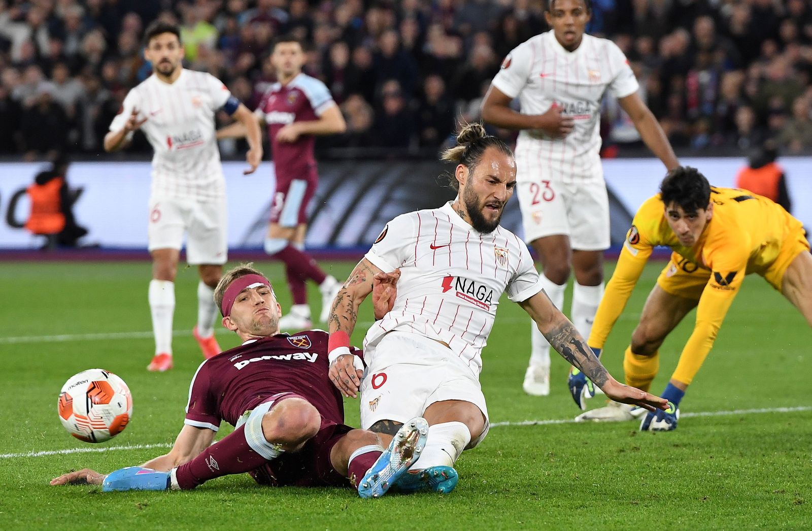 Las imágenes del West Ham - Sevilla