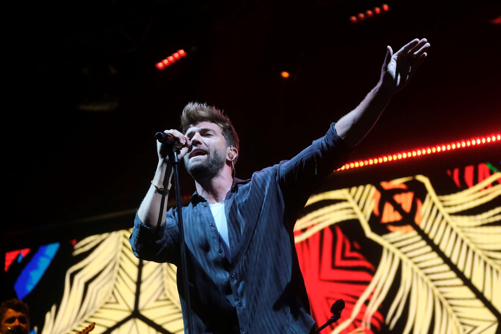 Las mejores imágenes del concierto de Pablo Alborán en la plaza de toros de Córdoba