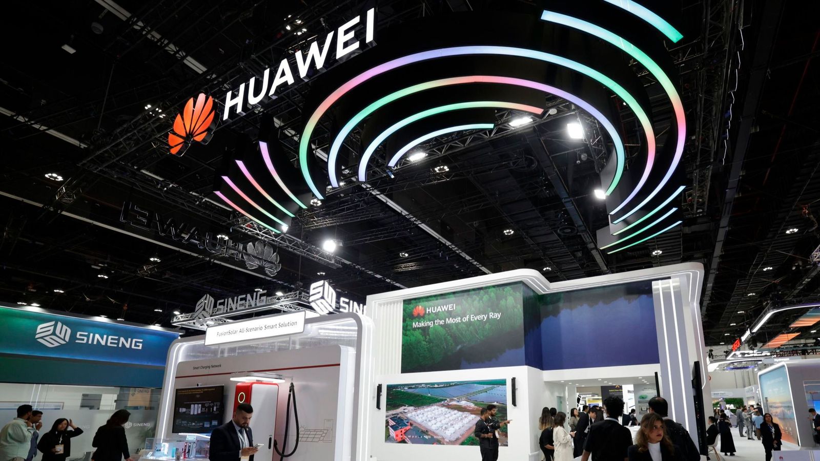Pabellón de Huawei en una cumbre en Abu Dhabi.
