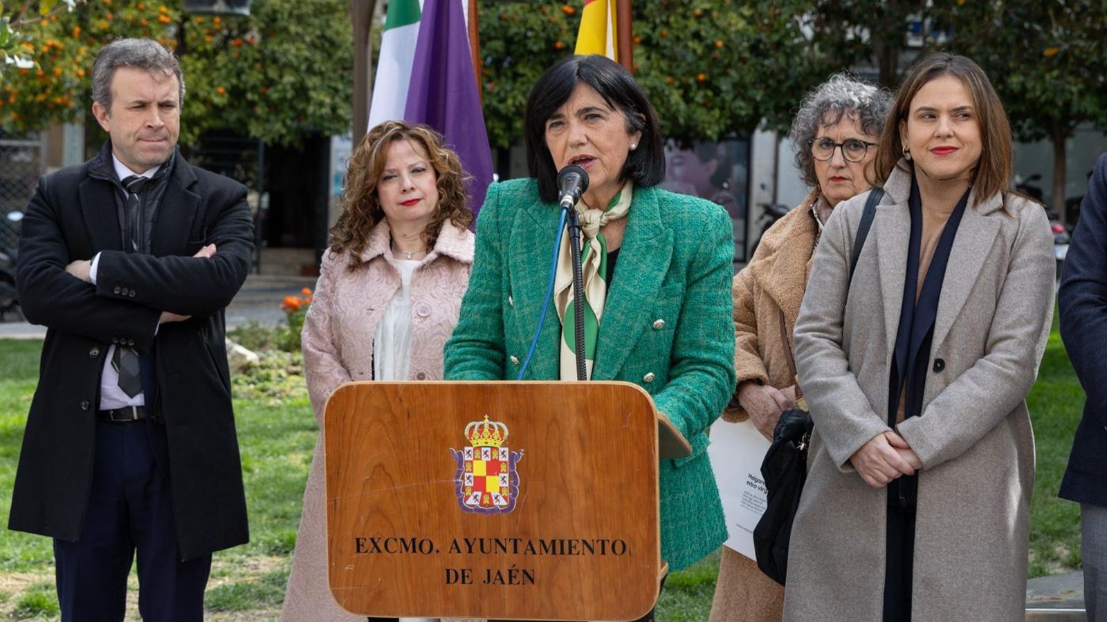 Jaén rinde homenaje a la salud mental con una escultura en la Plaza de la Libertad