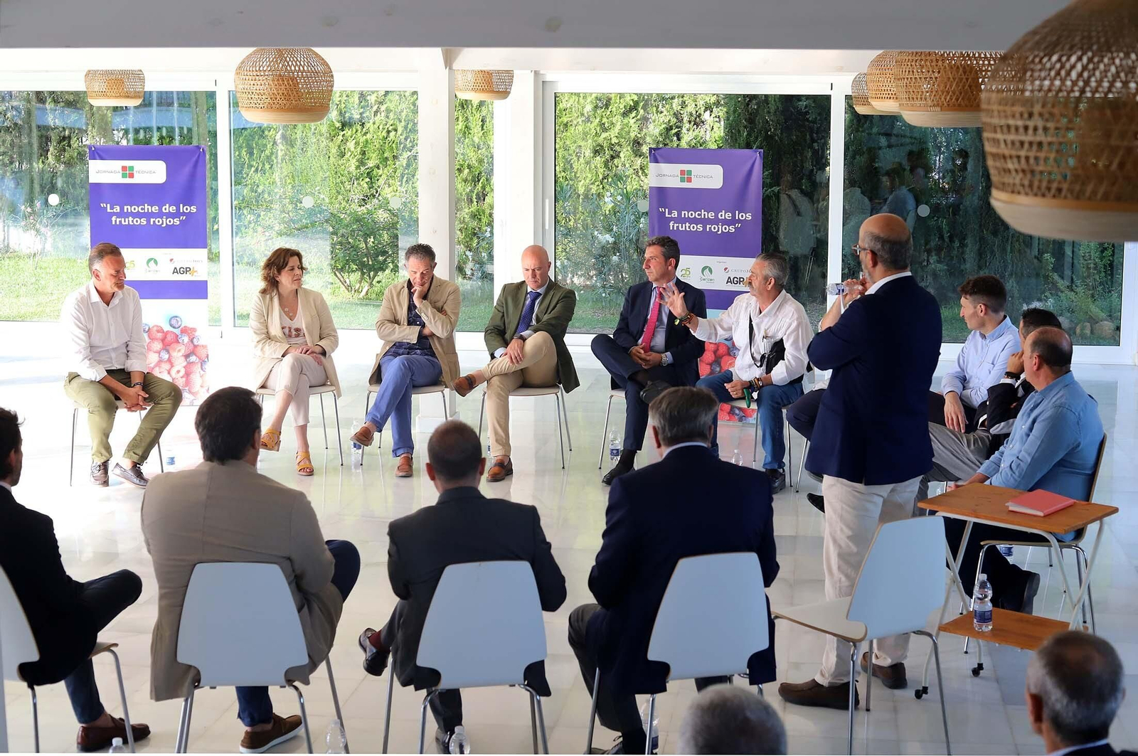 Imágenes de la Jornada "La noche de los frutos rojos"