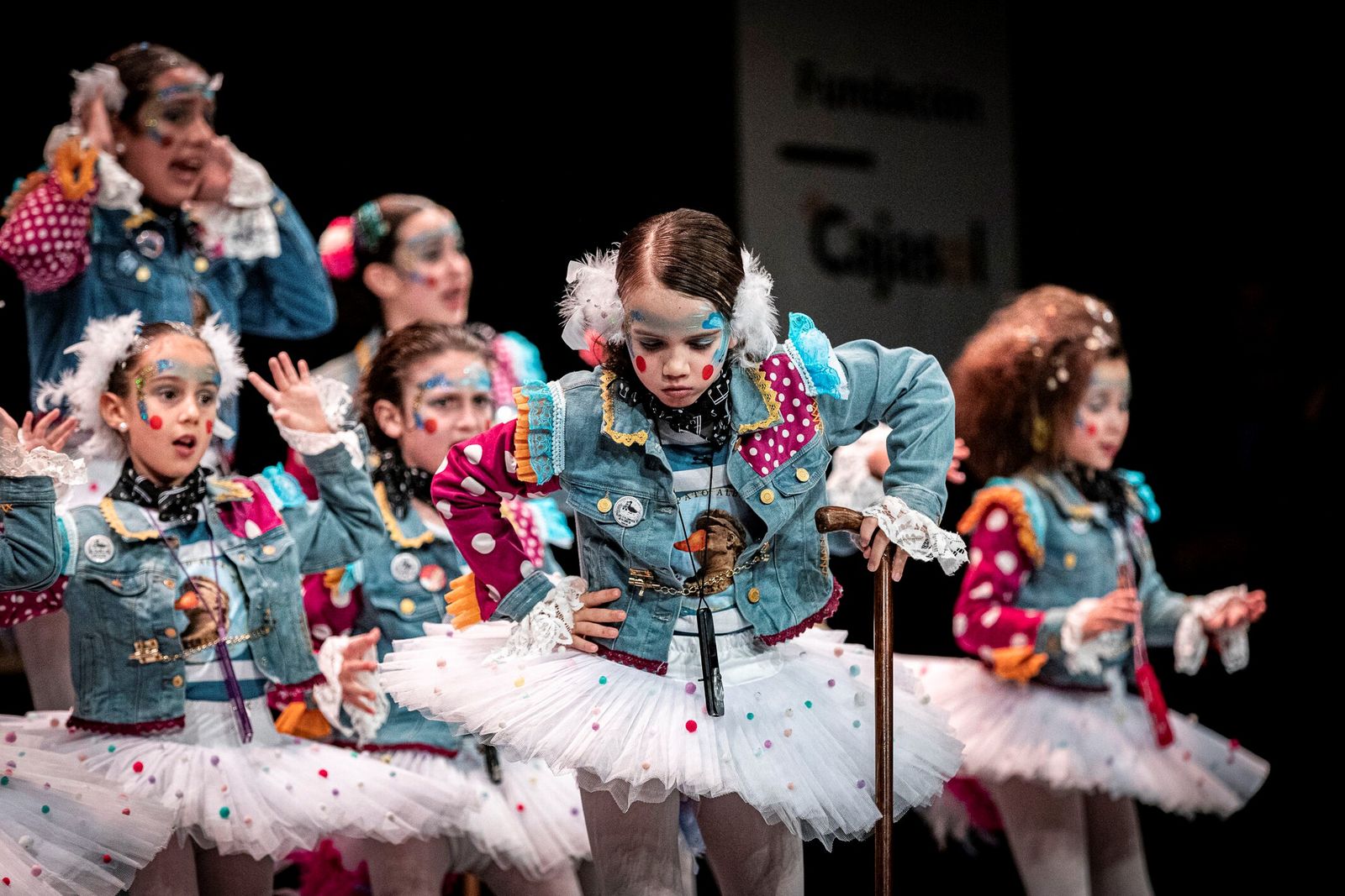 Chirigota 'Academia de danzas Chano Duato, la charca de los patos'