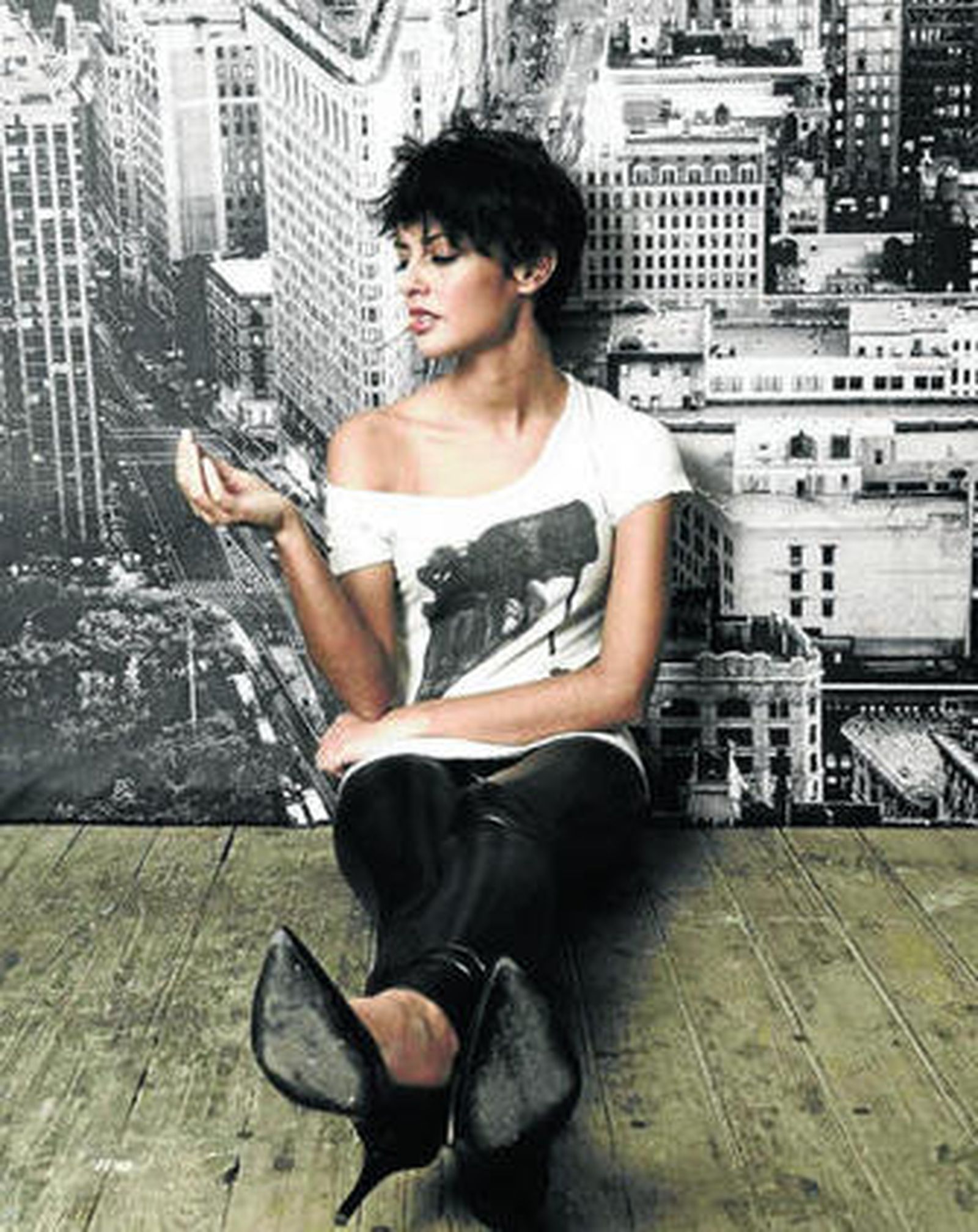 Vega sacará en septiembre un nuevo álbum titulado 'La cuenta atrás'