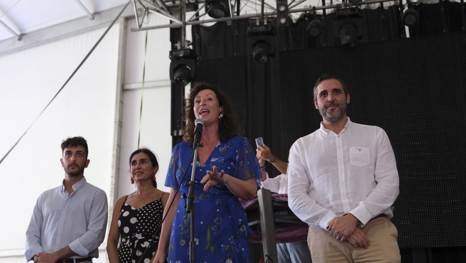 Imágenes de la comida homenaje a los mayores en la Caseta Municipal de la Feria de Almería 2022