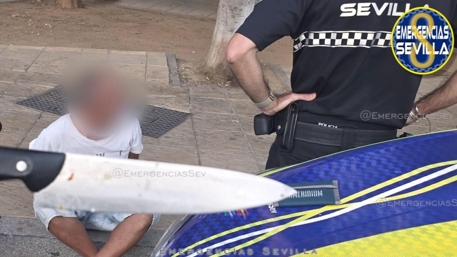 Cuchillo que portaba en detenido