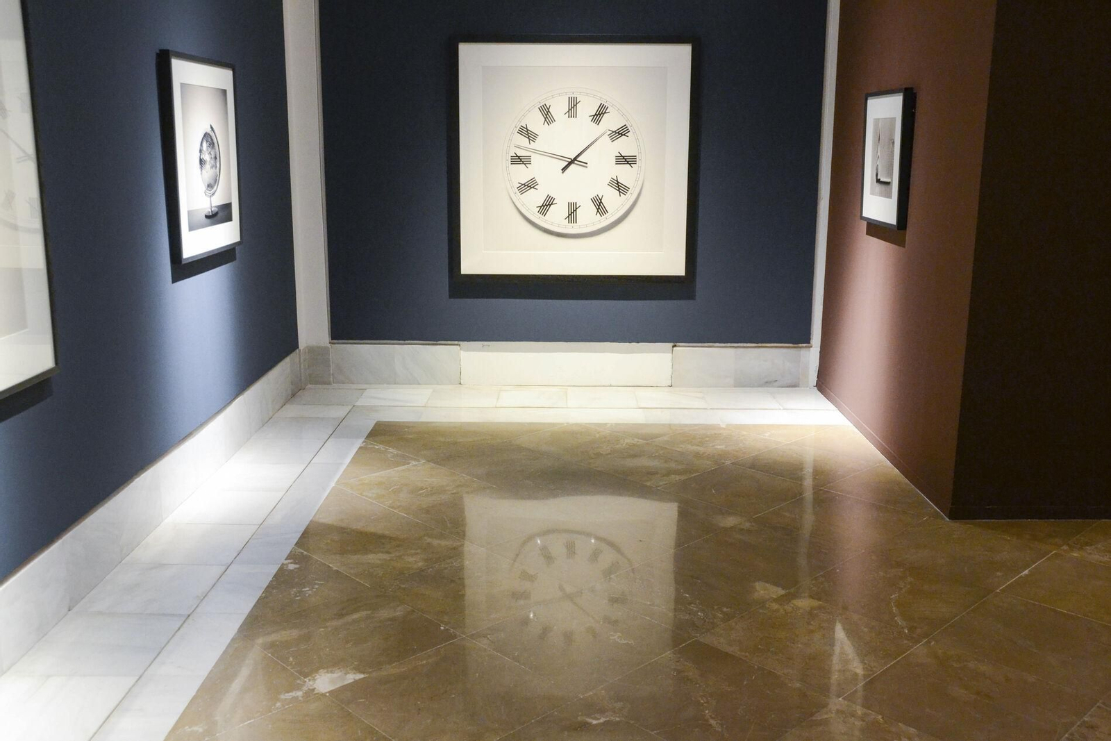 La nueva exposición de Chema Madoz en Granada, en imágenes