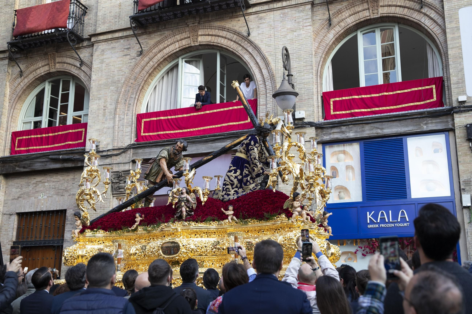 La Hermandad de San Isidoro en la Semana Santa de Sevilla 2025