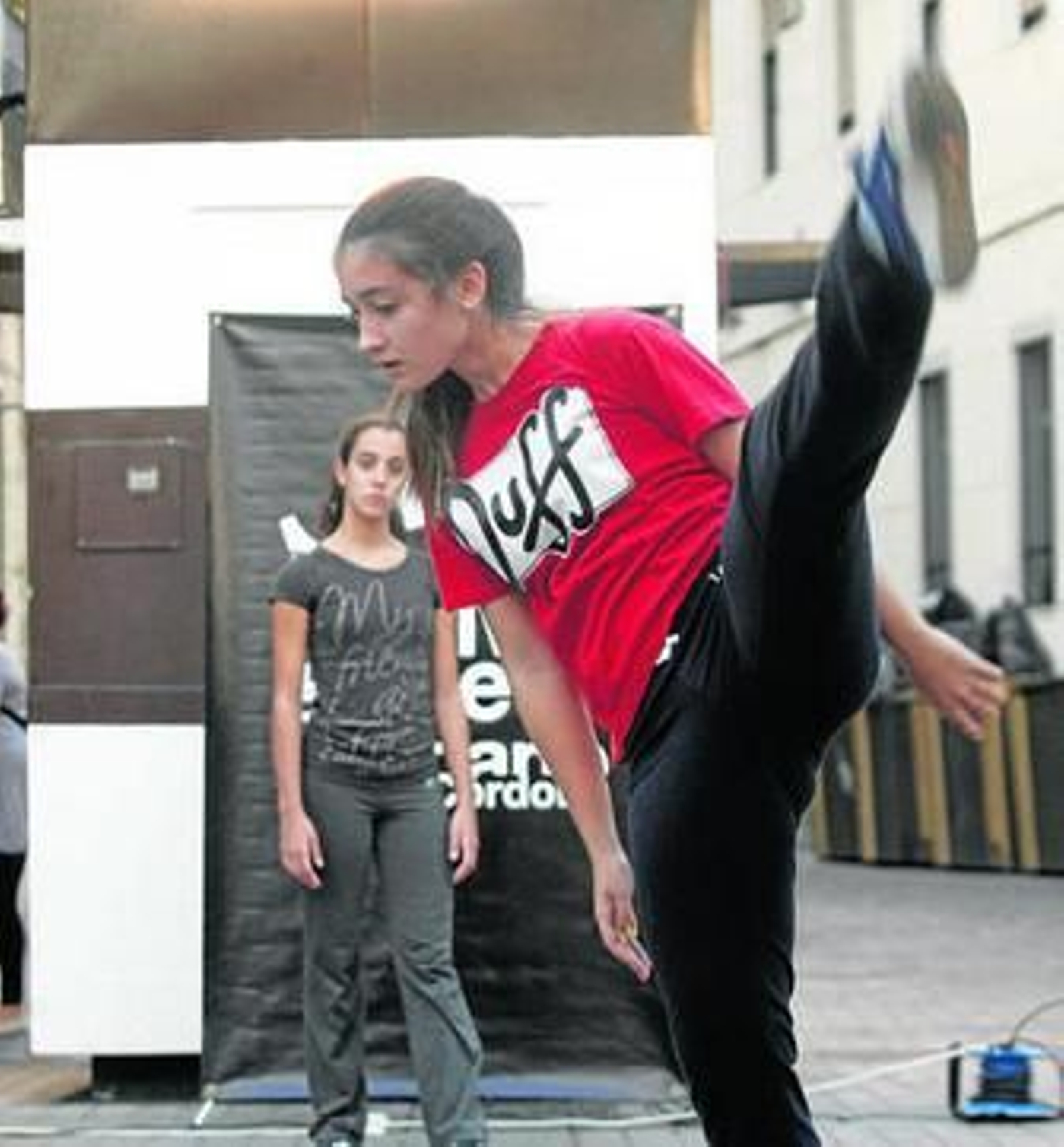 La 'performance' que ayer se desarrolló en el Bulevar Gran Capitán.