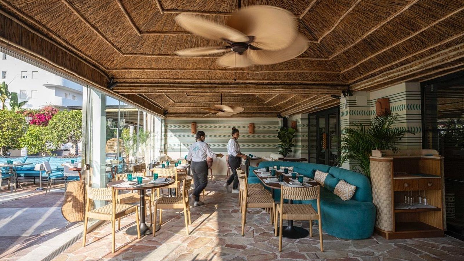 La terraza del restaurante Mantarraya MX, localizado en la Milla de Oro. La terraza del restaurante Mantarraya MX, localizado en la Milla de Oro.