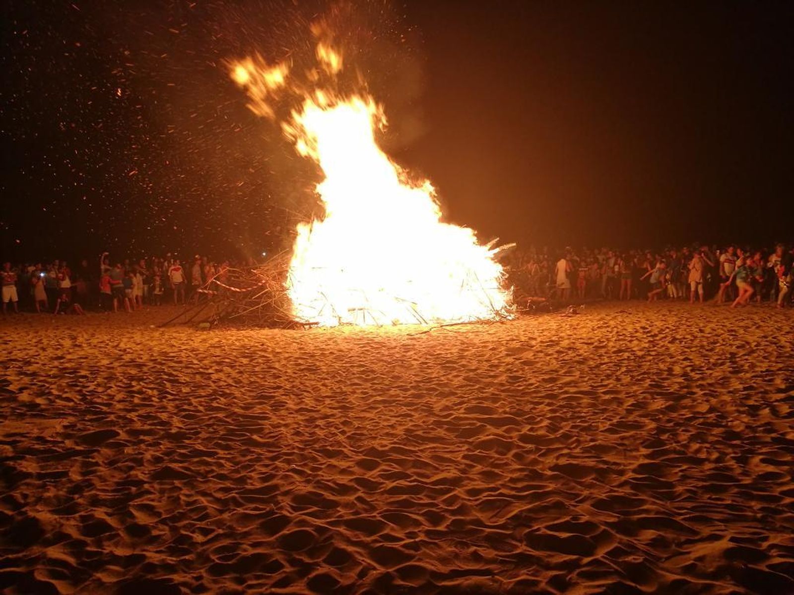 Hoguera de San Juan en La Antilla