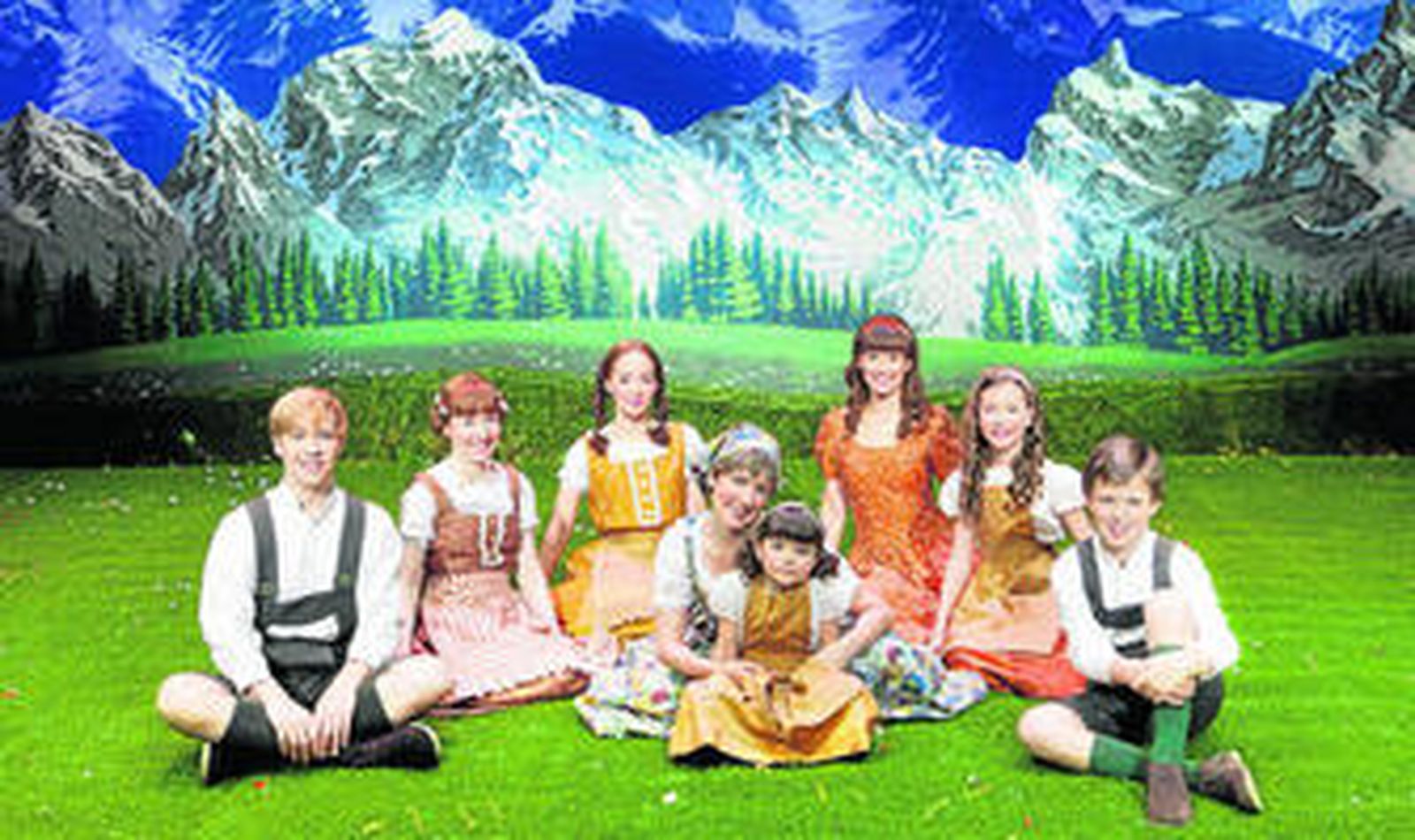 Una imagen de parte del elenco del musical 'Sonrisas y lágrimas'.