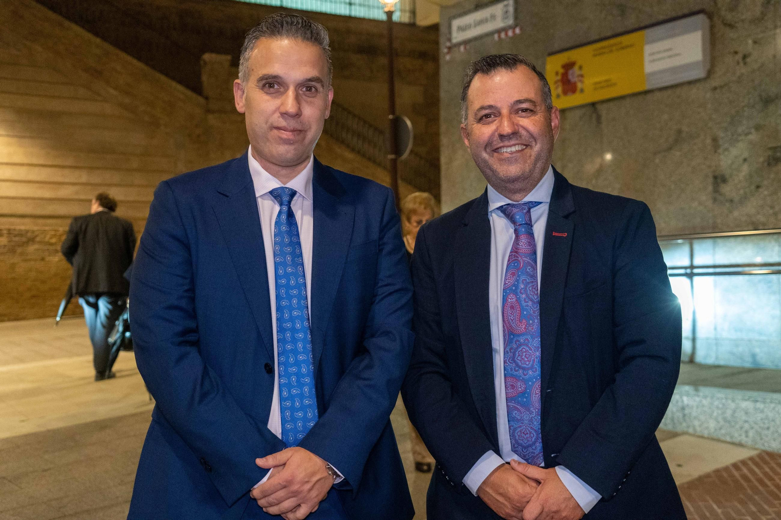 Imágenes de los invitados a la gala de los  37 premios Onubenses del Año