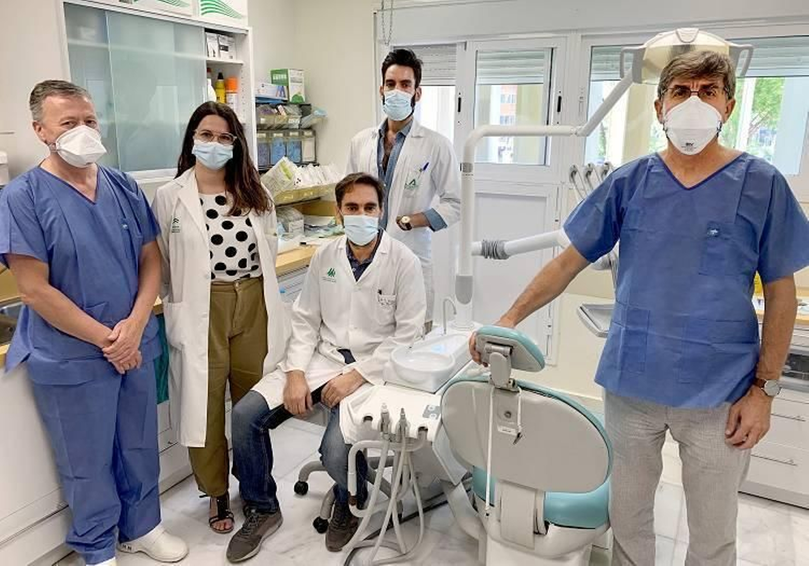 Cirujanos maxilofaciales del Hospital Macarena realizan una novedosa operación.