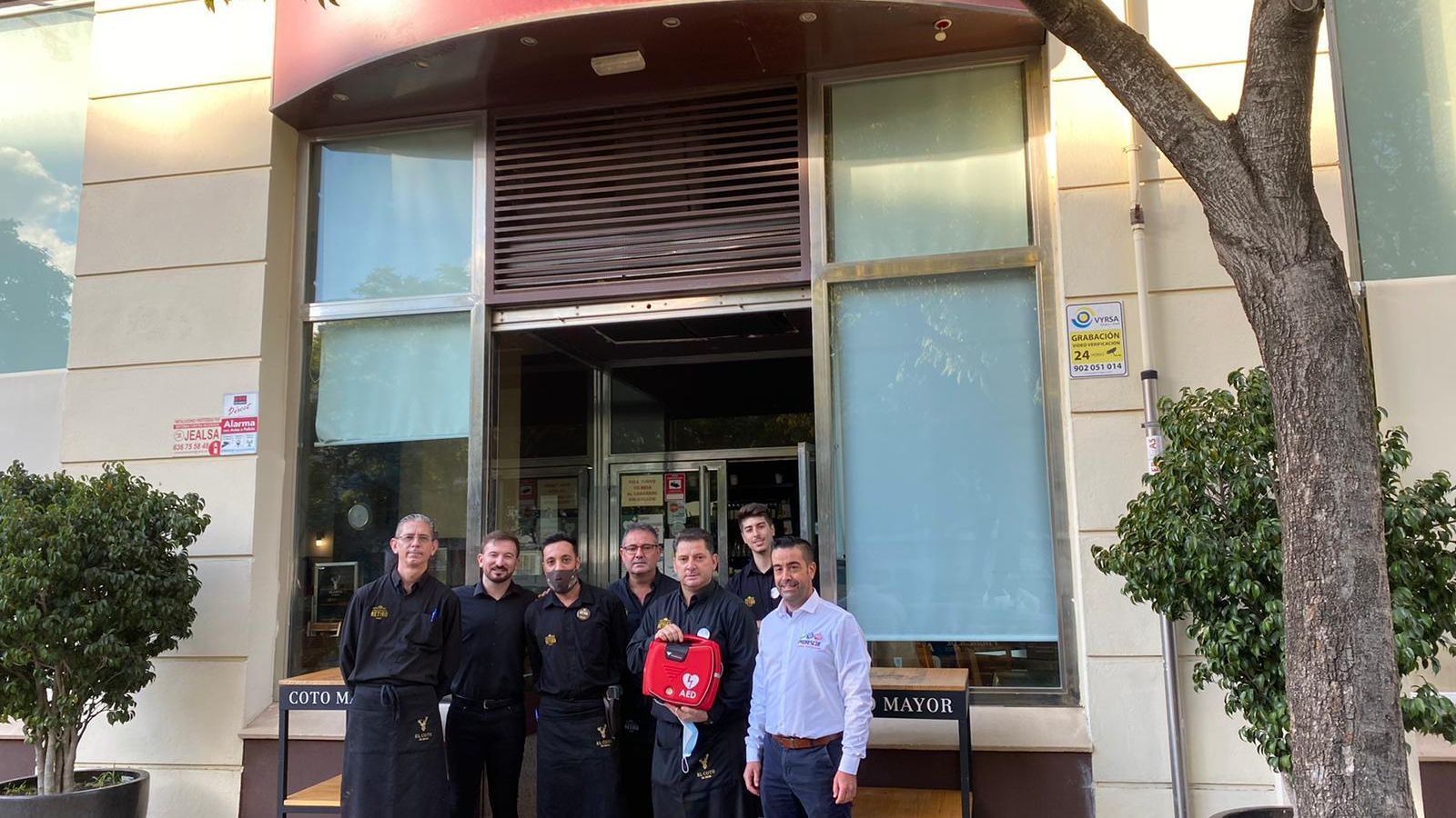 La plantilla de El Retiro, tras recibir la formación.