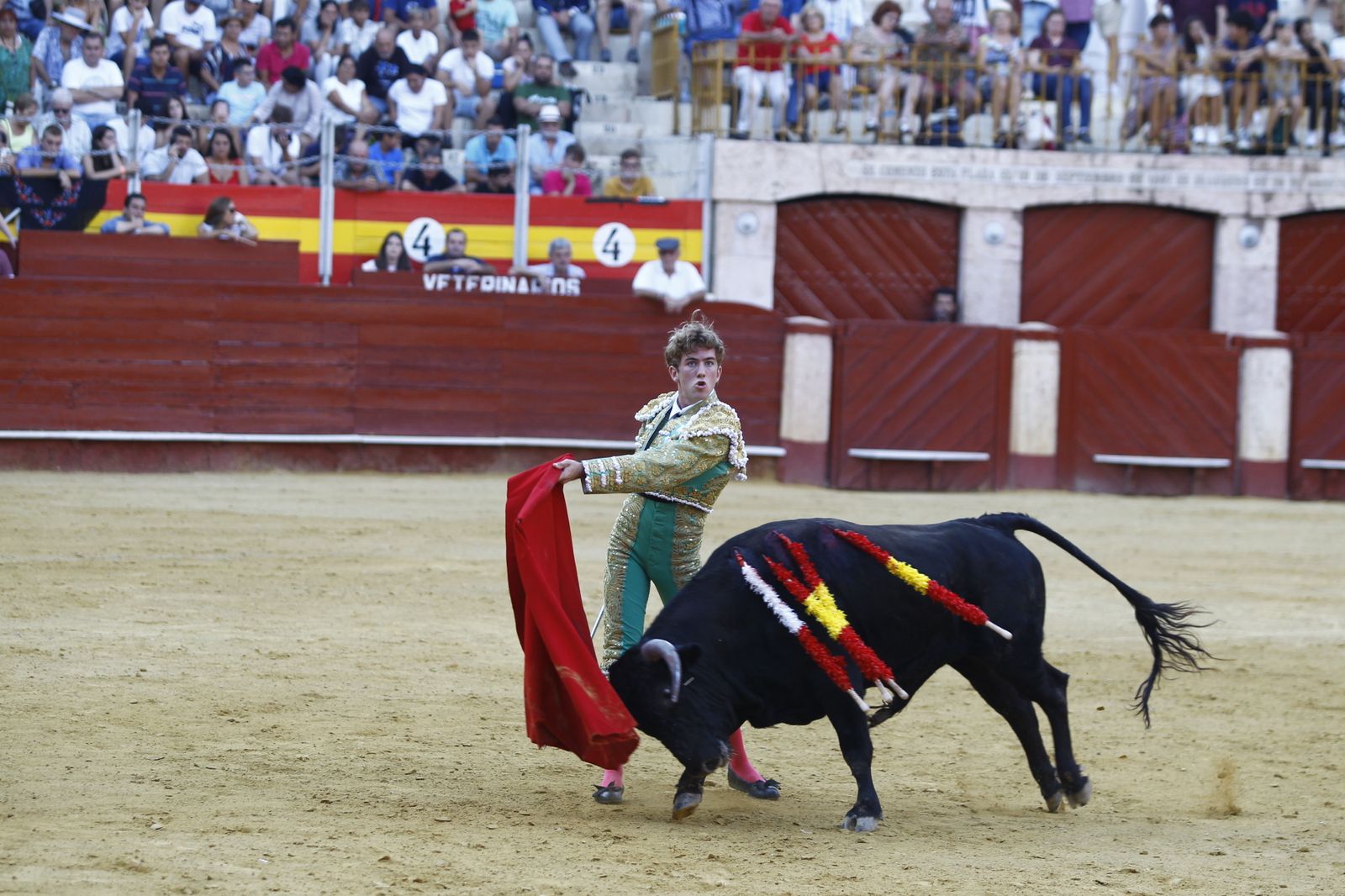 Imágenes de la novillada organizada por la Escuela Taurina de Almería