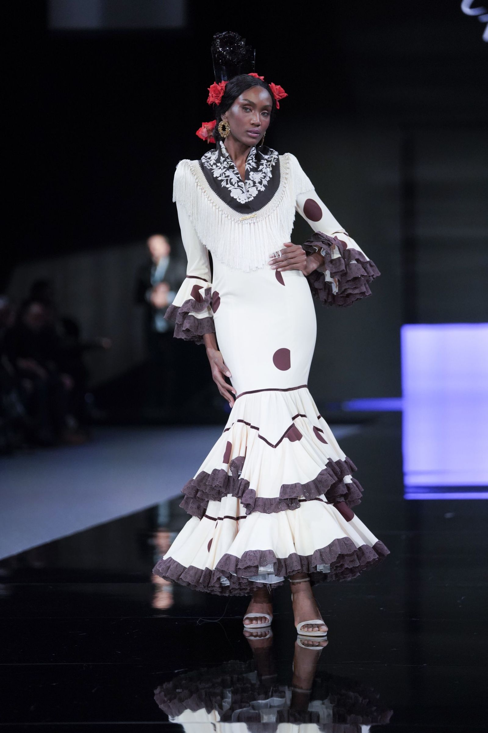 El desfile de Diseño Hermanas Serrano en SIMOF 2026, todas las fotos