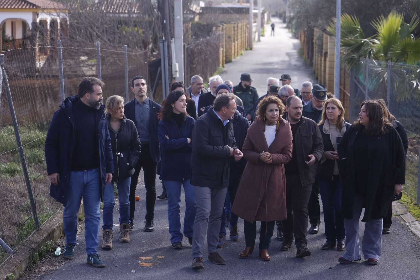 María Jesús Montero durante su visita a los huertos de Villafranca.