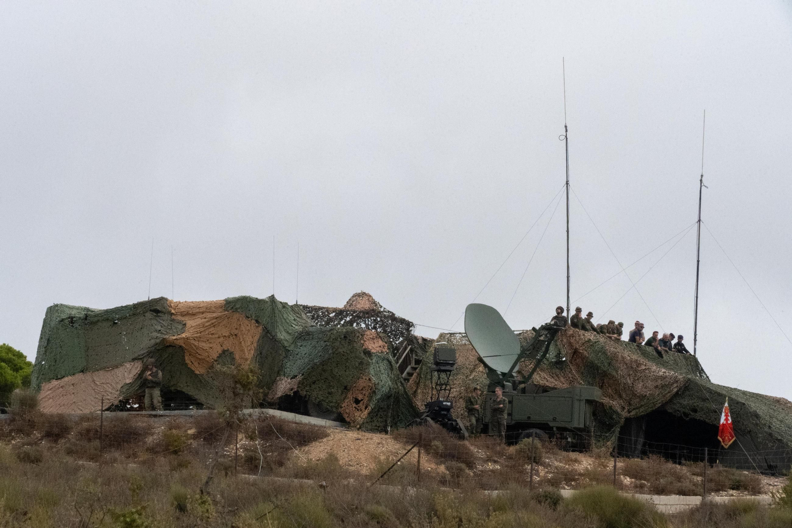 Las espectaculares imágenes del `Atlas 25´, ensayo militar contra drones en Huelva