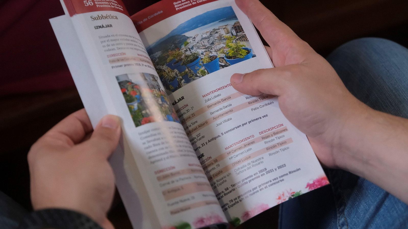 Interior de la guía.