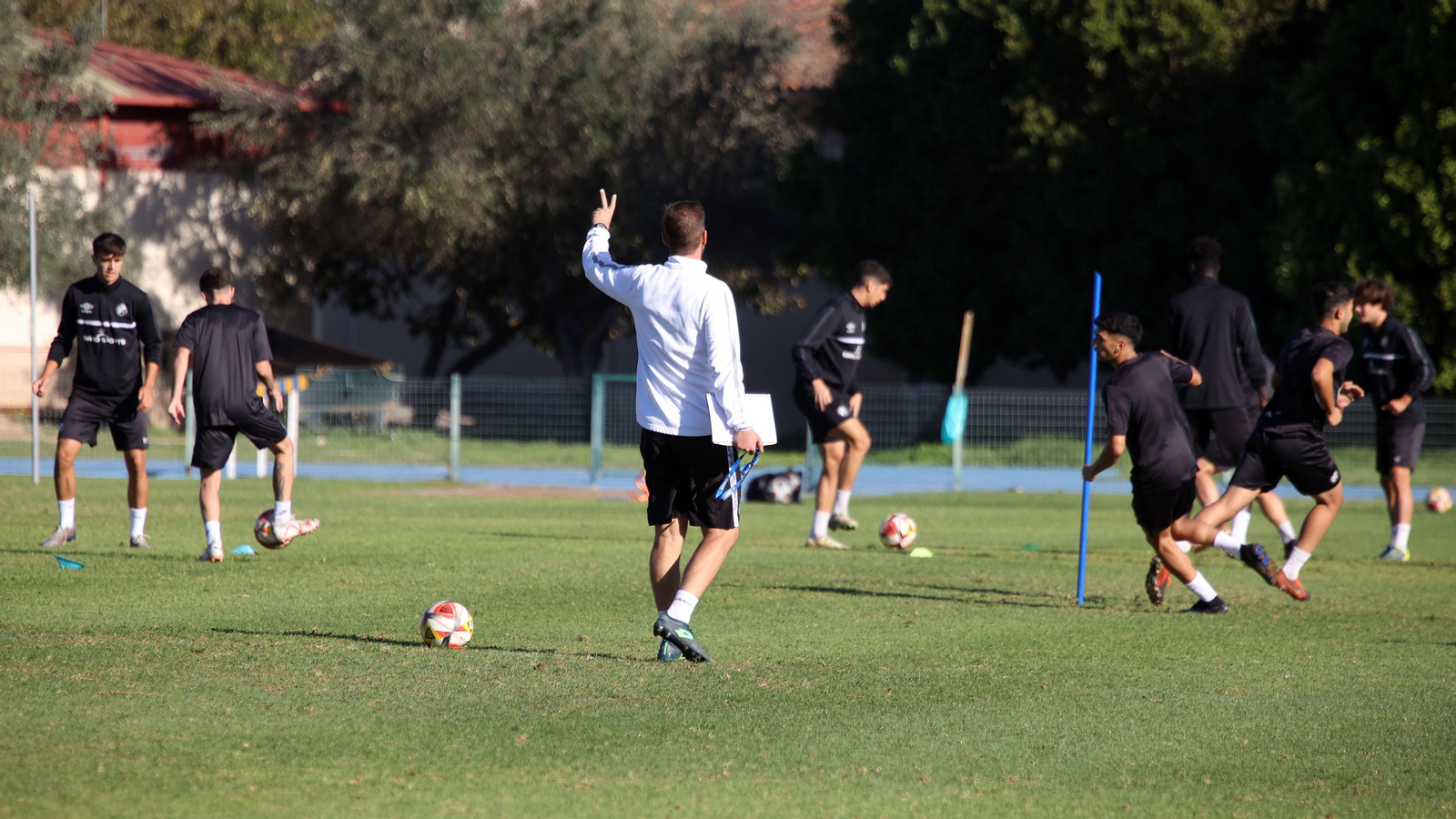El Xerez DFC prepara con intensidad el derbi contra el Xerez CD