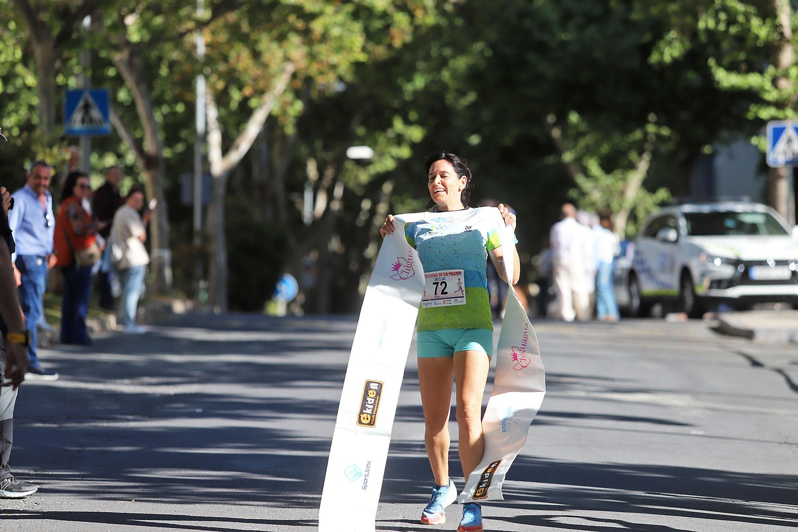 Imágenes de la Carrera de la Mujer Huelva 2023