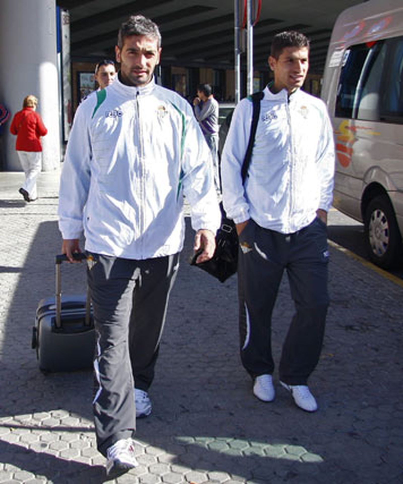 Salva Sevilla defiende que es "injusto achacarle la derrota" en Cartagena a Arzu