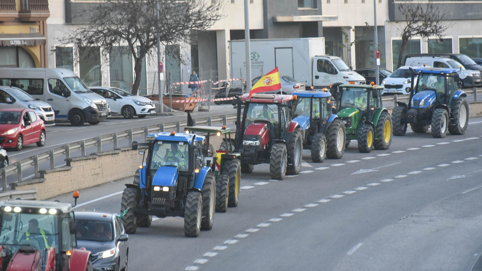 La tractorada del sector primario en Algeciras, en imágenes