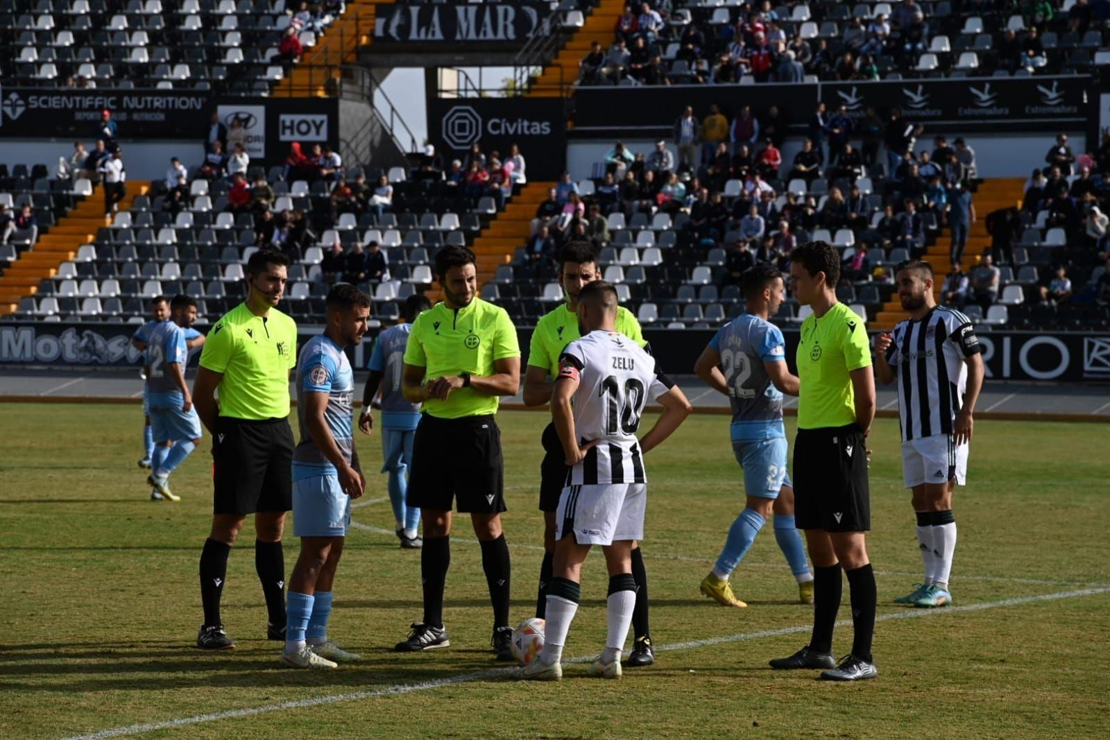 Las fotos del Badajoz-Balona (0-2)