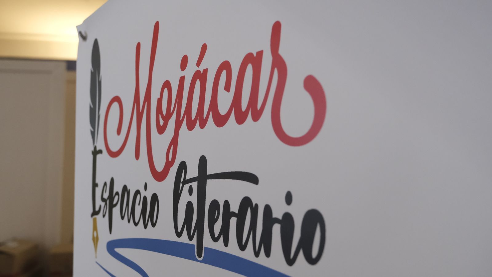 Imágenes de Diario de los Libros en Mojácar, con la escritora Julia Navarro