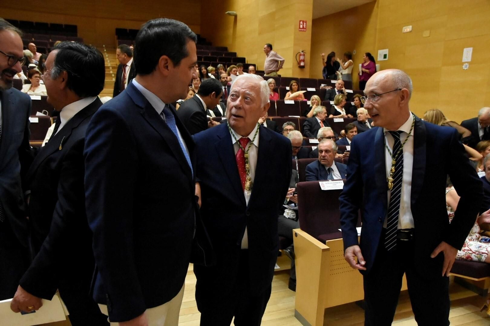 La apertura del curso 2023-2024 de la Real Academia de Córdoba, en imágenes
