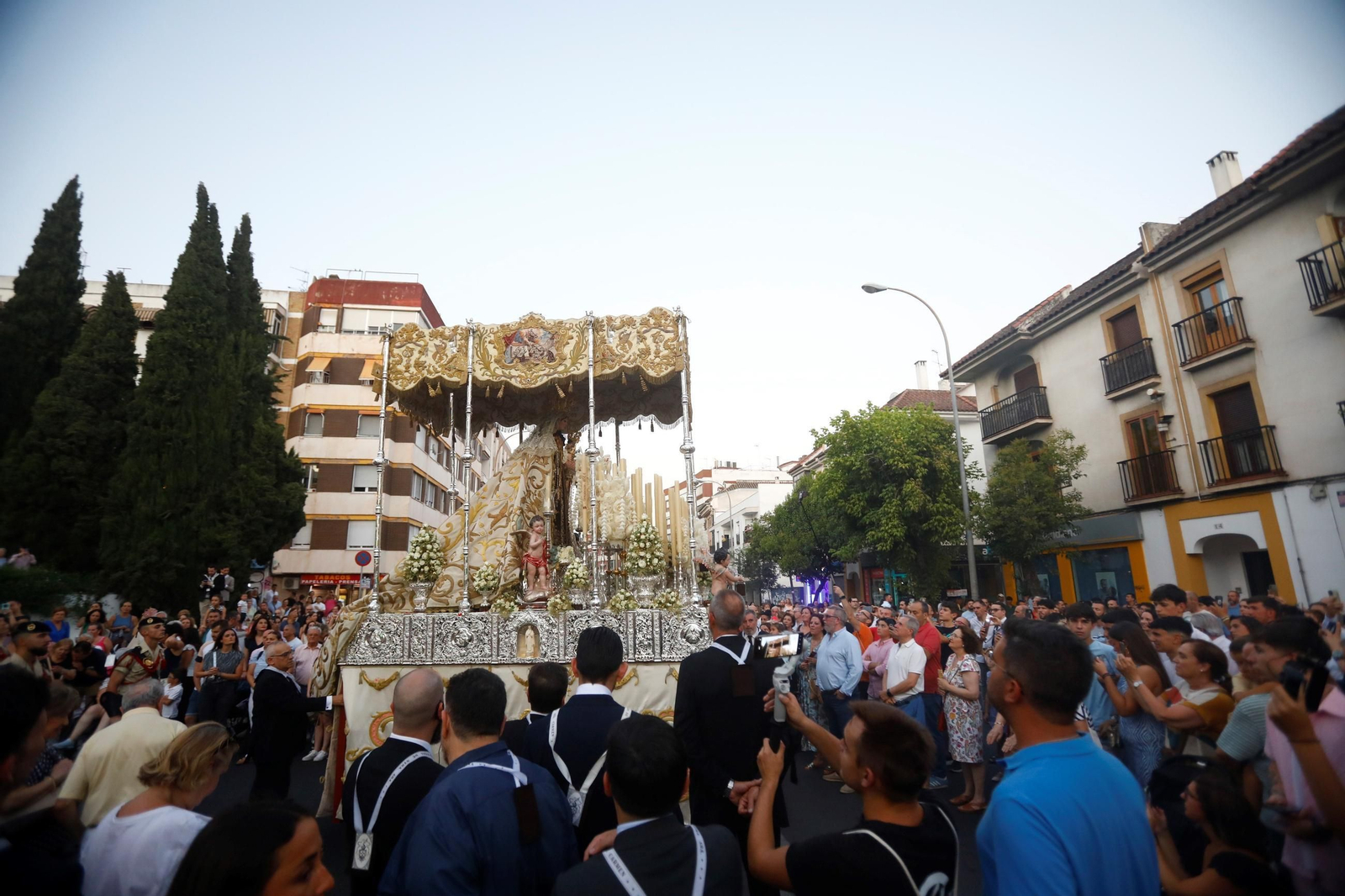 Las mejores fotos de la procesión de la Virgen del Carmen de San Cayetano de Córdoba