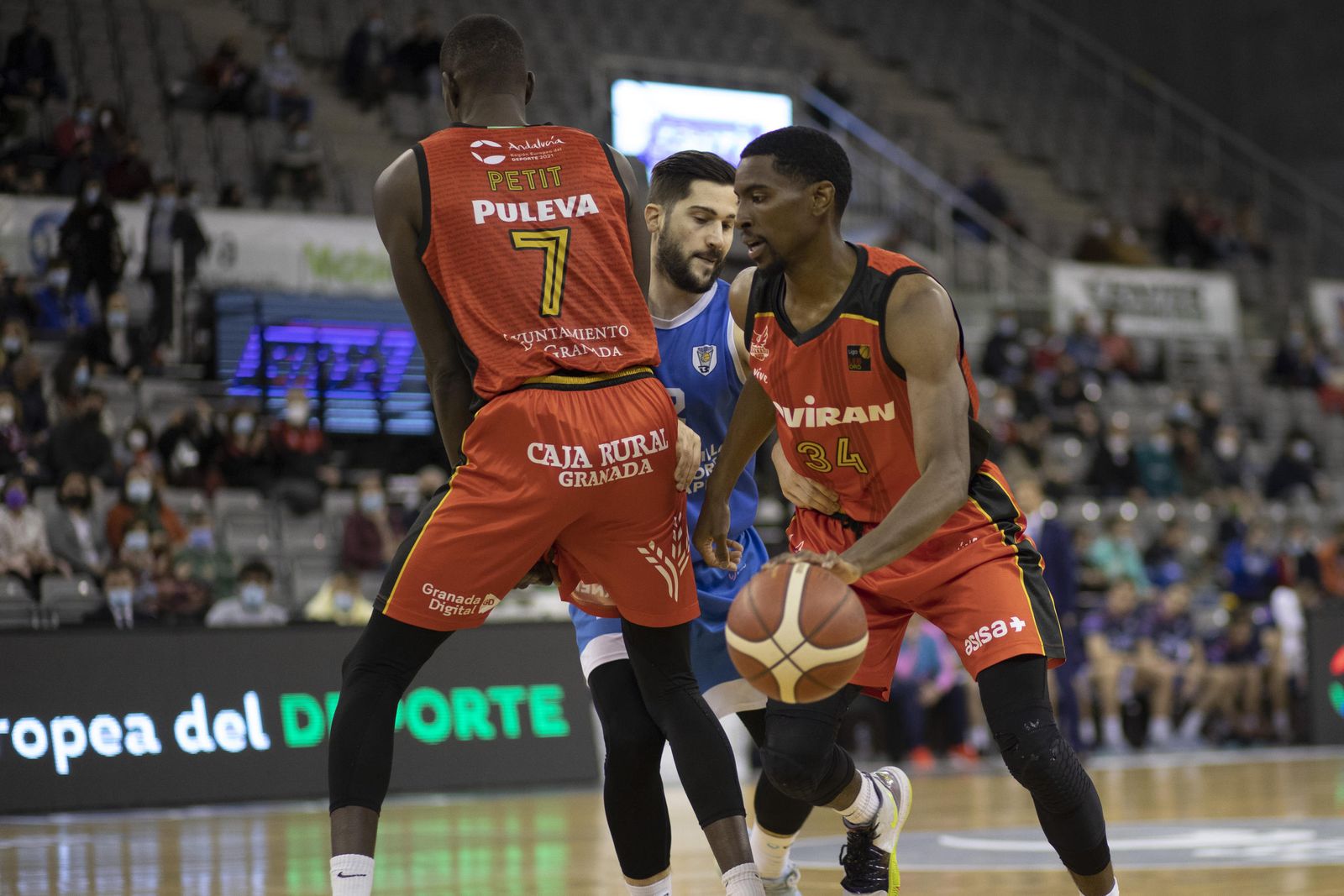 El Covirán Granada-Melilla, en imágenes