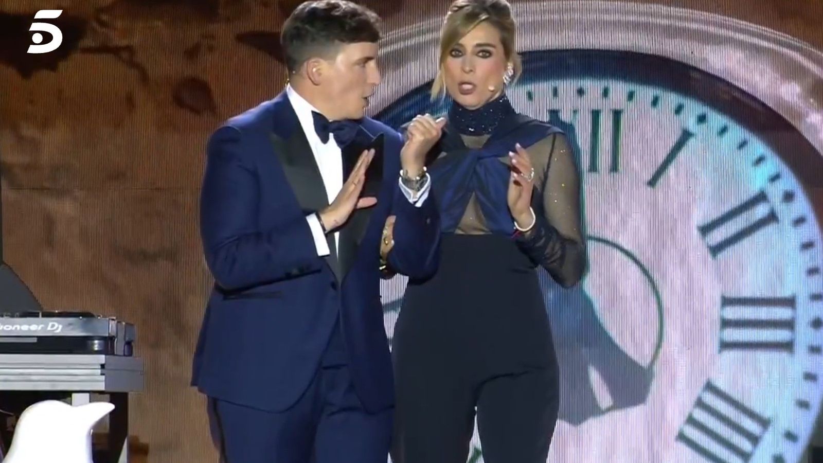 Xuso Jones y Sandra Barneda