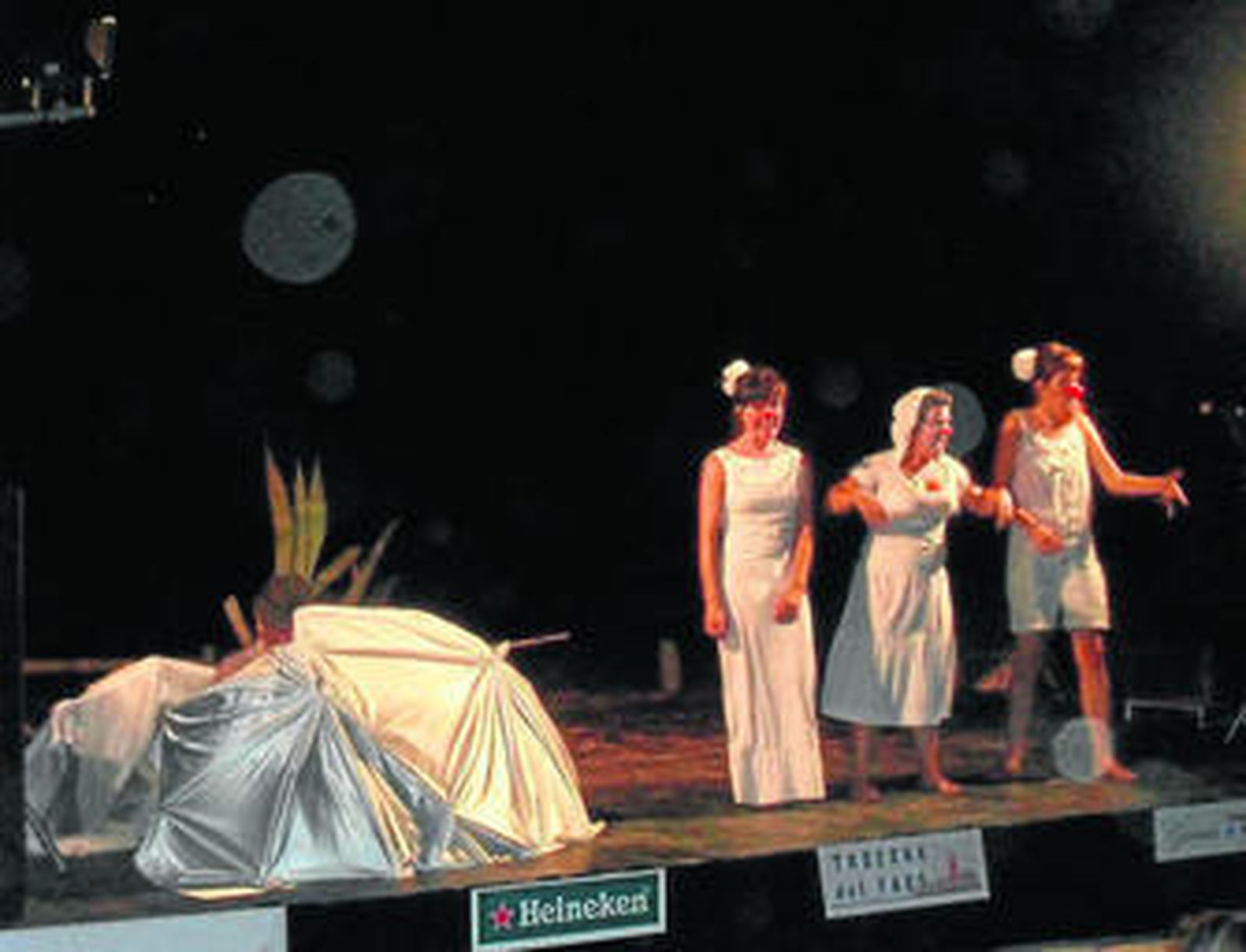 Una de las actuaciones de teatro gestual que se realizaron el jueves.