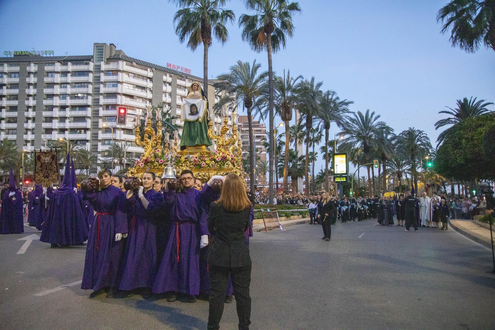 Encuentro en la Semana Santa de Almería 2025