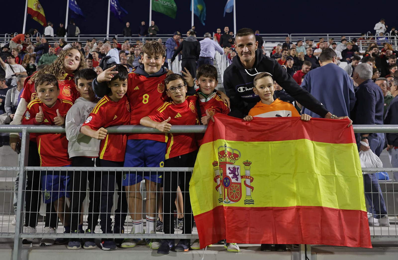Búscate duratne el España - Kazajistán sub-21 en el Ciudad de La Línea