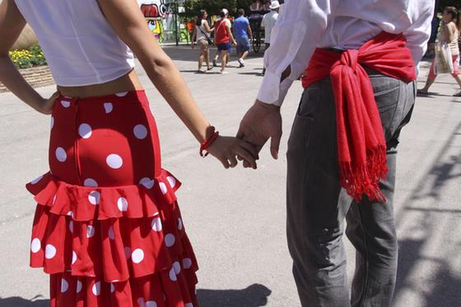 Jolgorio en el Centro y tradición en el Real

Foto: Sergio Camacho-Javier Albiñana