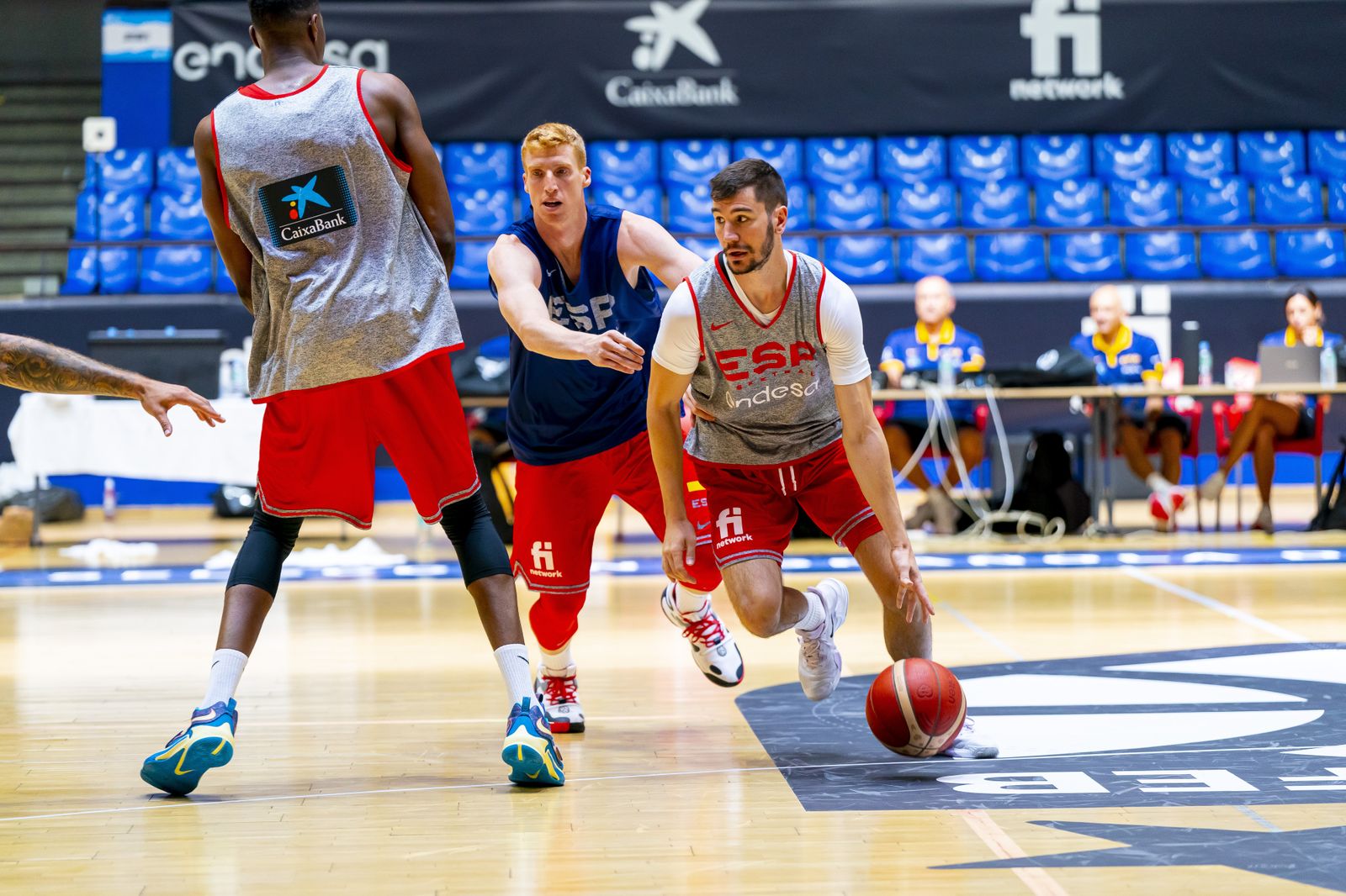 Fotos: Alberto Díaz, Brizuela y Barreiro ya entrenan con España