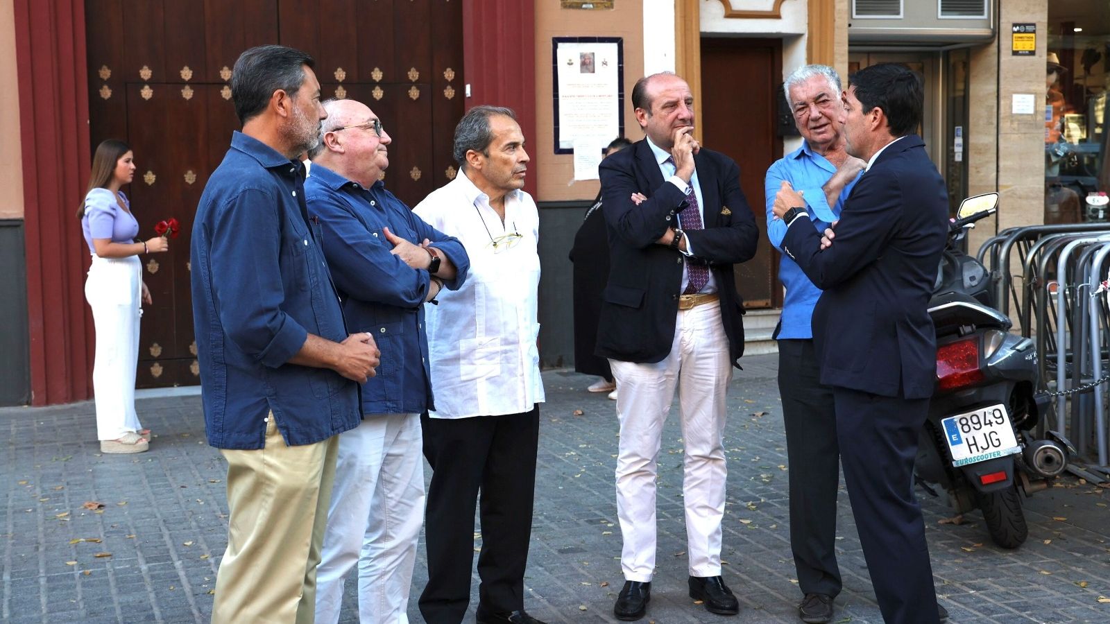 El actual hermano mayor se dirige a sus predecesores