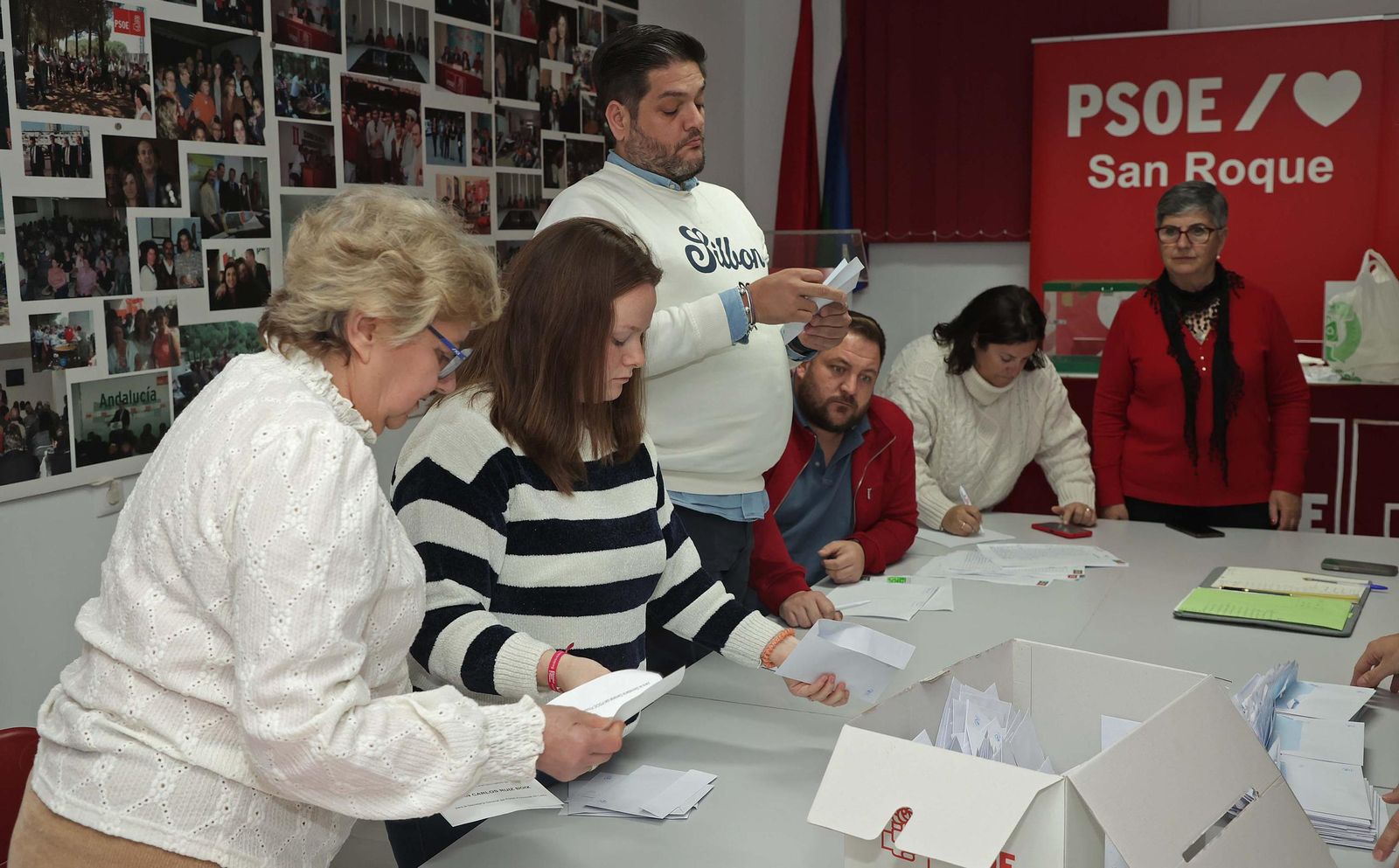 La reelección de Juan Carlos Ruiz Boix como secretario general del PSOE de Cádiz, en imágenes