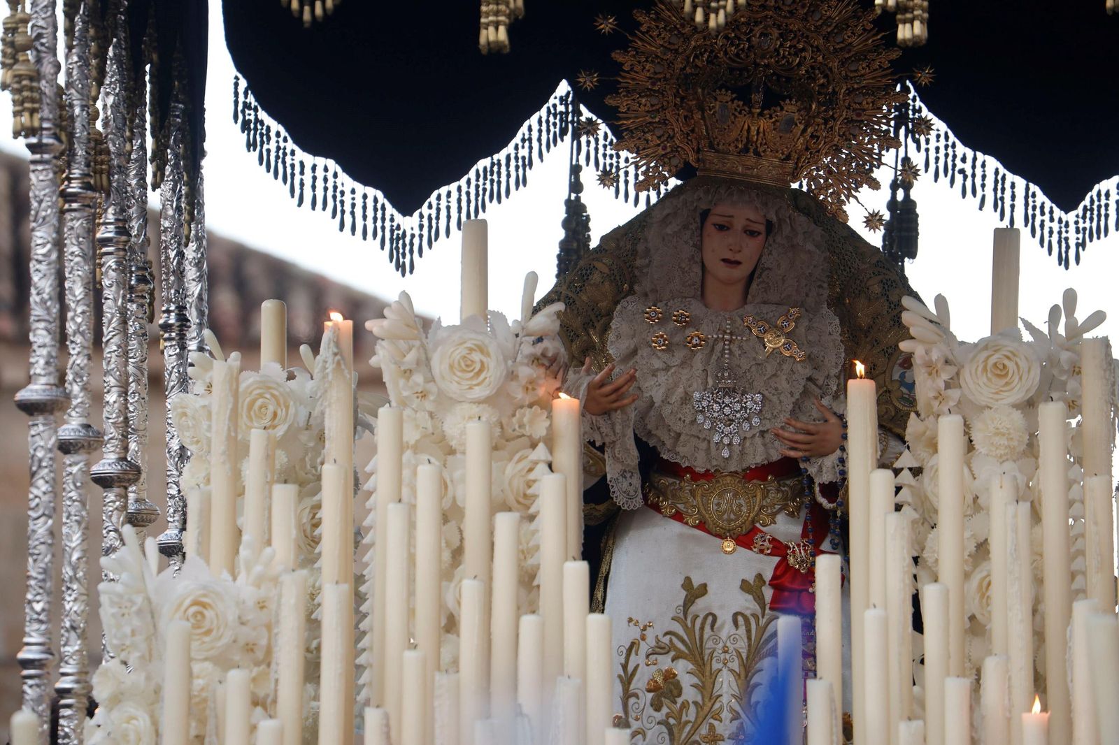 La procesión del Prendimiento en este Martes Santo de Córdoba, en imágenes