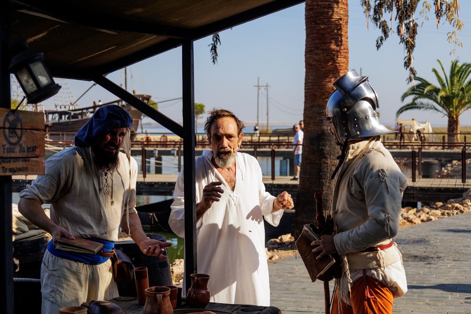 Las imágenes del Muelle de las Carabelas este 12 de octubre