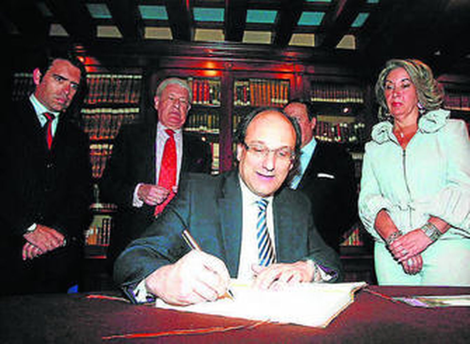 Peter Caruana, en un acto celebrado en 2009 en Cádiz.