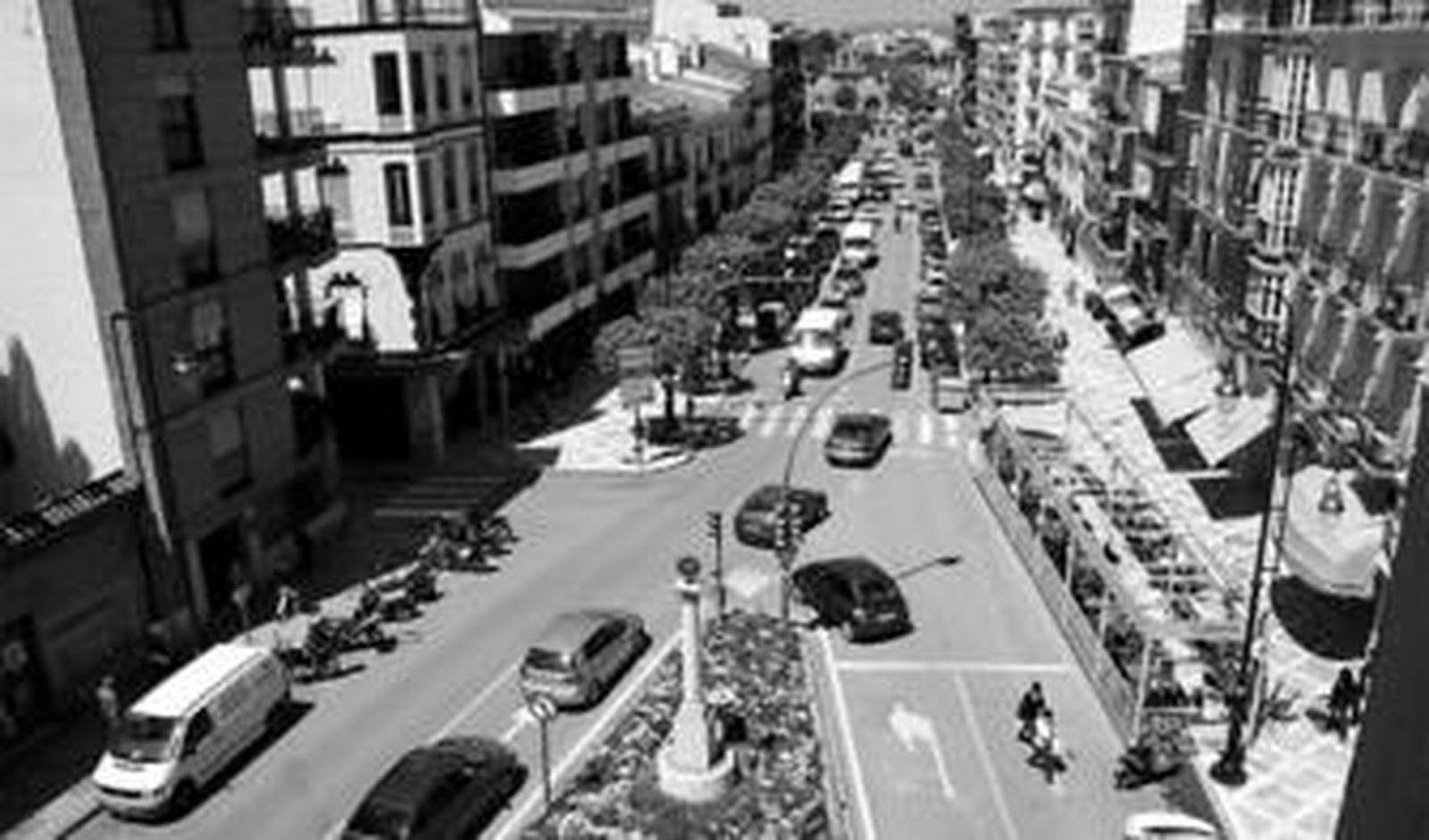 Vista aérea de La Alameda, que perderá los aparcamientos en los laterales de la calle.