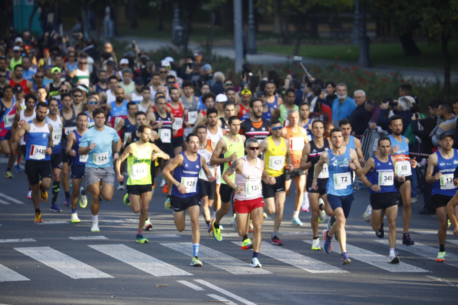 Las imágenes de la salida de la 36 Media Maratón de Córdoba