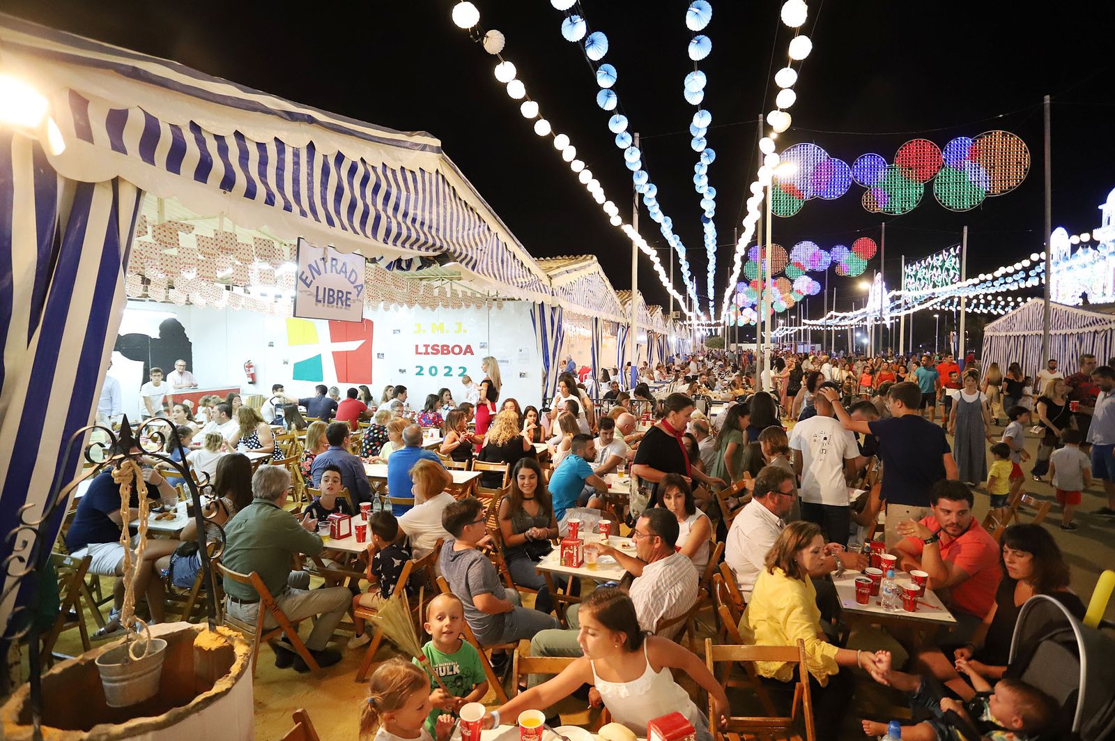 Imágenes de los "Abuelos de las Colombinas 2019" y del ambiente en el recinto