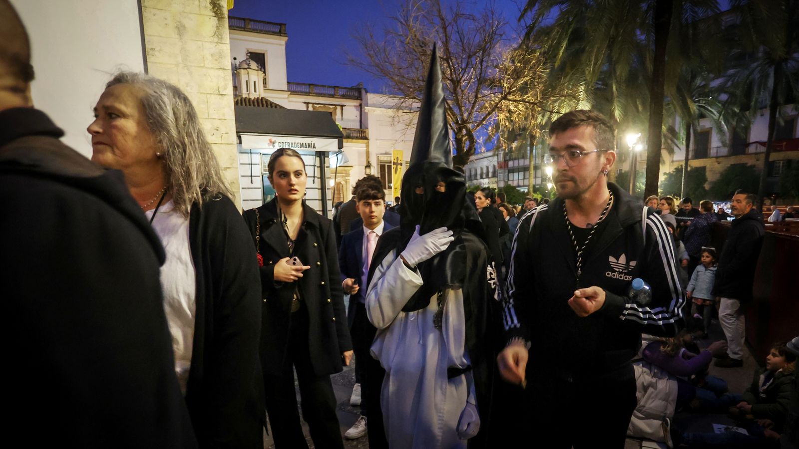 La Hermandad de la Oración en el Huerto de Jerez, en imágenes