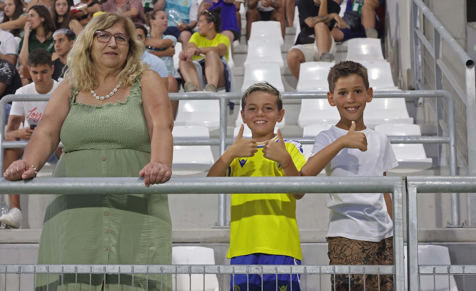 Búscate durante el Betis - Cádiz